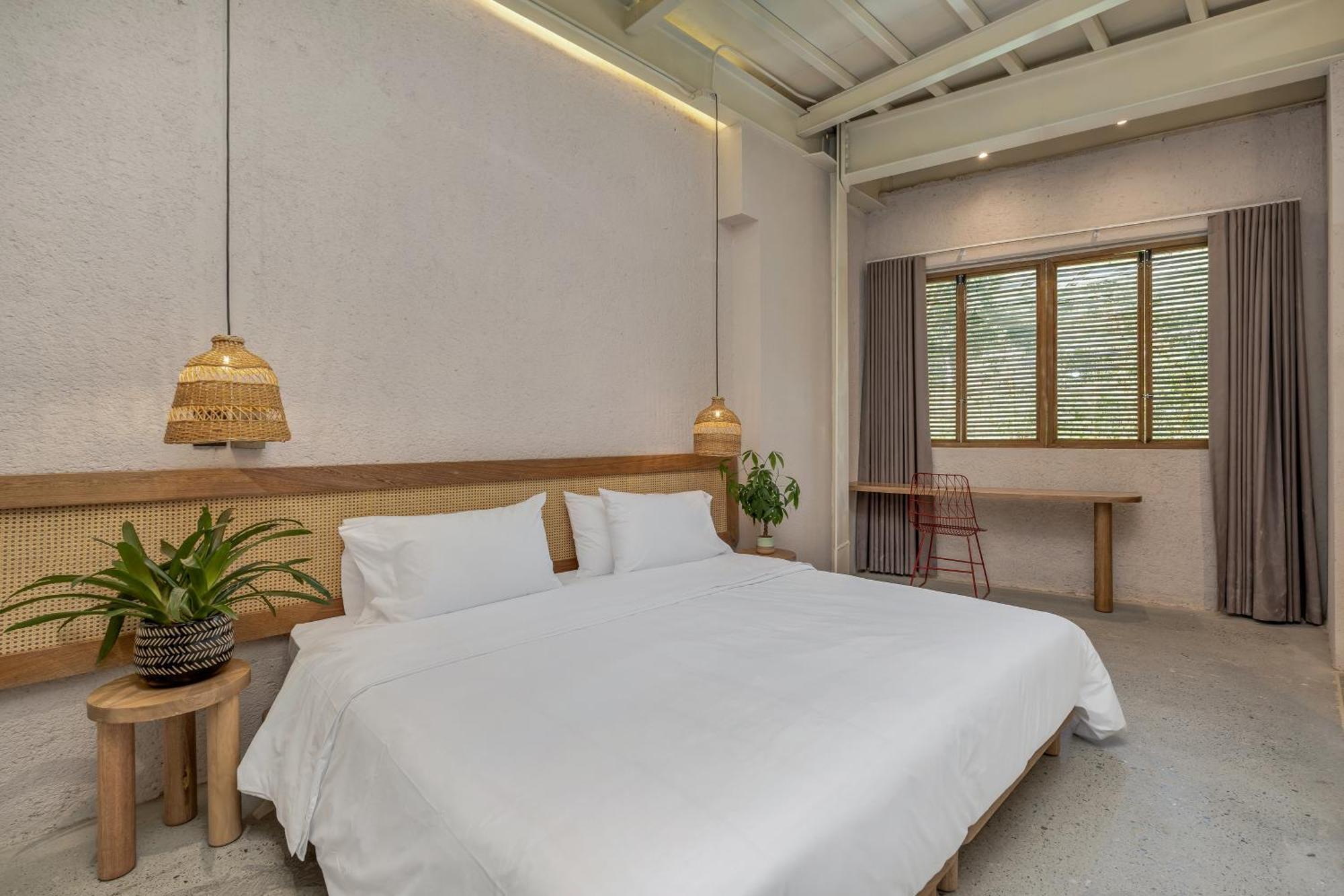 Botanica Casa Hotel Manila By Housy Host Medellín Esterno foto